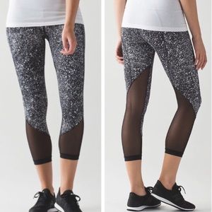 EUC lululemon pace rival marathon crop splatter